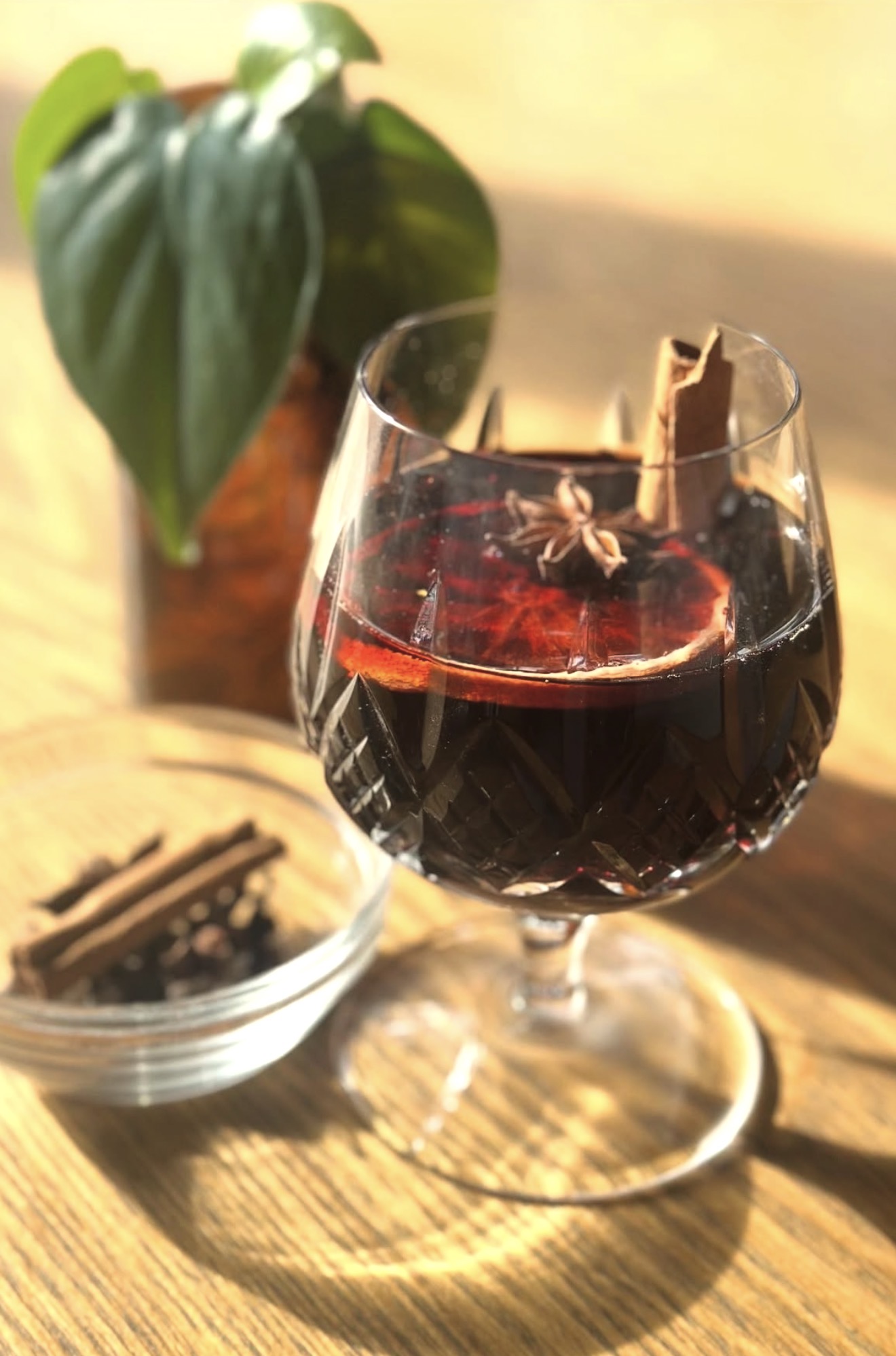 Mulled wine with cinnamon, star anise and dried orange